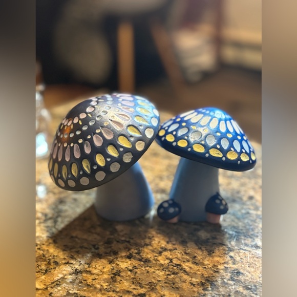 Whimsical Colourful Ceramic Blue Mushroom Decor Home Garden Kids Party Enchanted - Picture 3 of 17